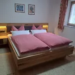 Leismueller * شارنيتز